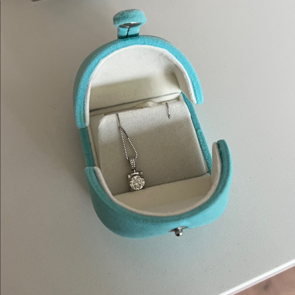 Elegant Necklace with Pendant in Blue Box